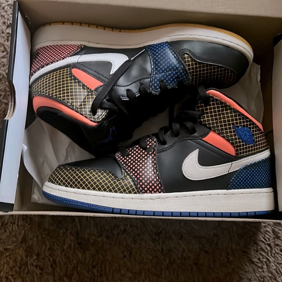 Jordan mid mmd - Picture 1 of 2